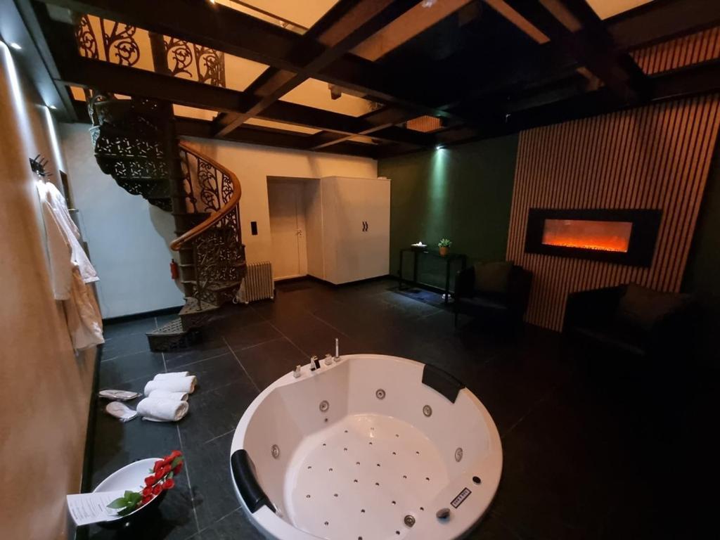 Suite Wellness Sprimont Eksteriør billede